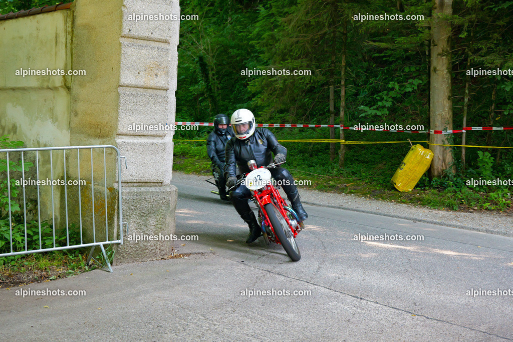 P1015001 | Erleben Sie atemberaubende, hochqualitative Fotos Ihrer Fahrt entlang der malerischen Alpenstraßen. Besuchen Sie alpineshots.com, um professionelle Aufnahmen Ihrer unvergesslichen Reise zu finden und zu kaufen - Realisiert mit Pictrs.com