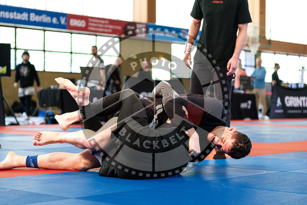 20250510PBB4792 | Athletes compete during the JJLG Berlin Open Jiu-Jitsu Championship on May 10, 2025 in Berlin, Germany. © Chiara Dazi / photoblackbelt