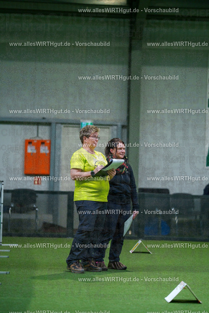 7R503620 | Professionelle Tierfotografie in Mönchengladbach von Daniel Wirth (allesWIRTHgut). Liebevolle & natürliche Bilder von Hunden & Katzen für unvergessliche Erinnerungen.