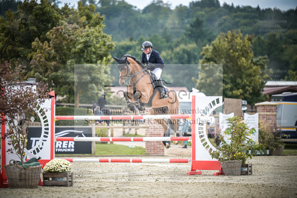 DOS_1826 | Entdecke hochwertige Reitturnierfotos von Foto Oger. Professionell, emotional und authentisch – jetzt Lieblingsmomente im Shop bestellen. - Realisiert mit Pictrs.com