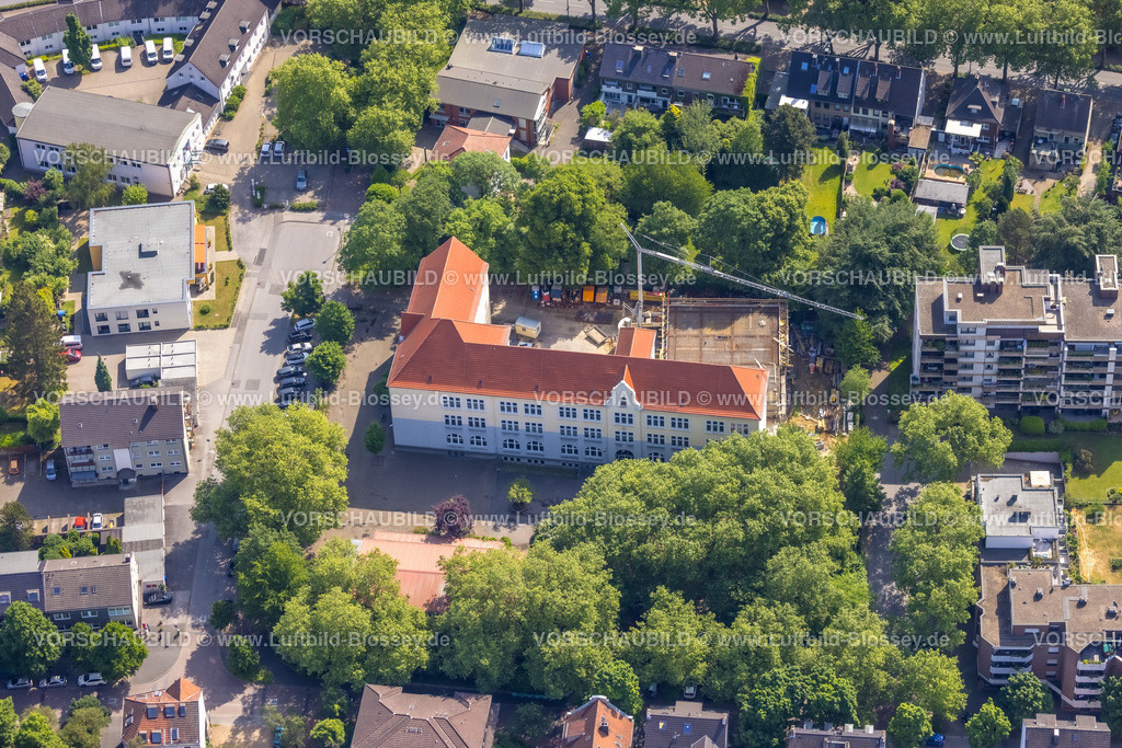 Gladbeck220501668 | Luftbild, Lambertischule mit Erweiterungsbau, Gladbeck, Ruhrgebiet, Nordrhein-Westfalen, Deutschland