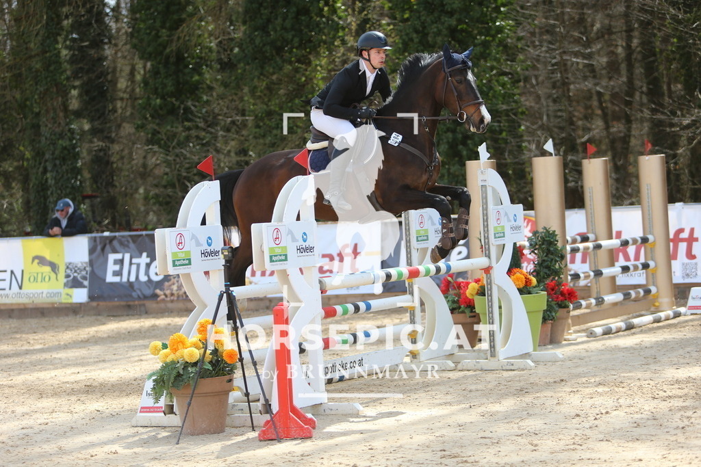 DL2Q9109 | Willkommen bei Brunnmayr - Design & Fotografie – Ihrem Spezialisten für Reitturniere und Pferdeveranstaltungen in Oberösterreich, Salzburg und Bayern! Seit über 17 Jahren sind wir leidenschaftlich dabei.