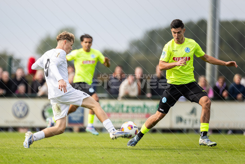 20251003_Picselweb-Fotografie_1R3_2545 | DFB Pokal 2. Runde, JFV A/O/B/H/H - SV Stuttgarter Kickers, Foto: Jörg Struwe - picselweb.de - Realisiert mit Pictrs.com