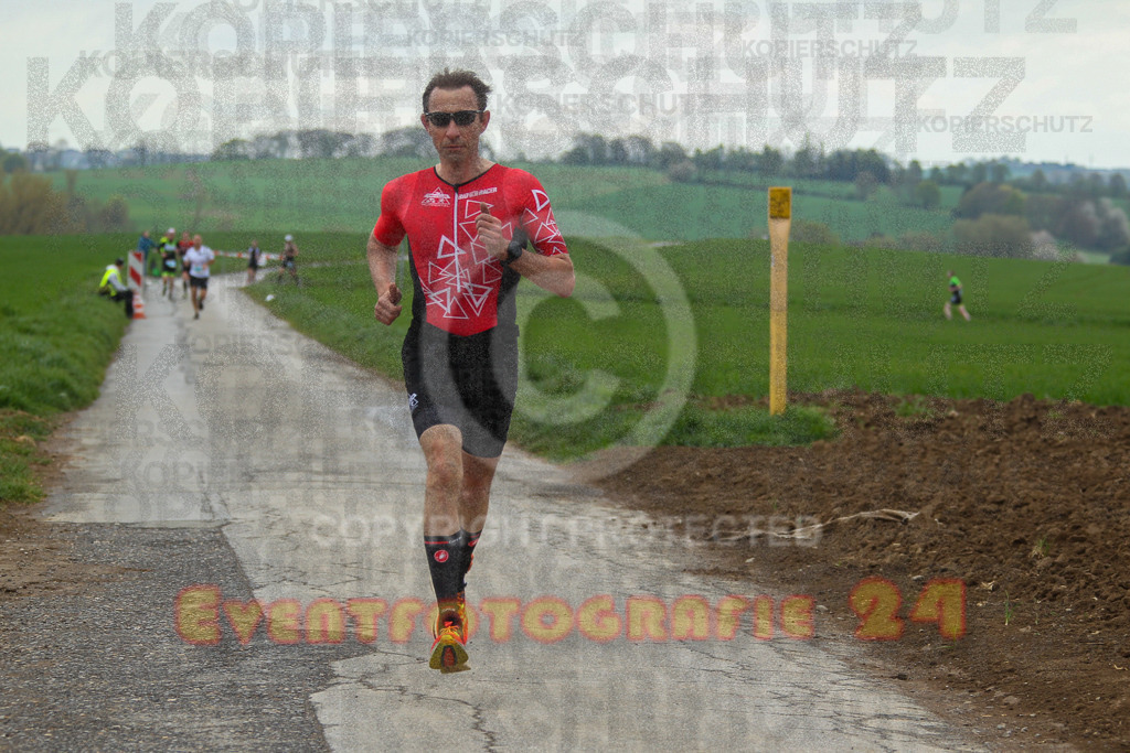 250413_1104_EV4_7298 | Sportfotografie im Rhein-Sieg Kreis, Köln, Bonn, NRW, Rheinland Pfalz, Hessen, etc. Unser Tätigkeitsfeld umfasst den Laufsport vom Volkslauf über den Marathon, Duathlon, Triathon bis zum Ultralauf wie Kölnpfad Ultra oder Schindertrail.