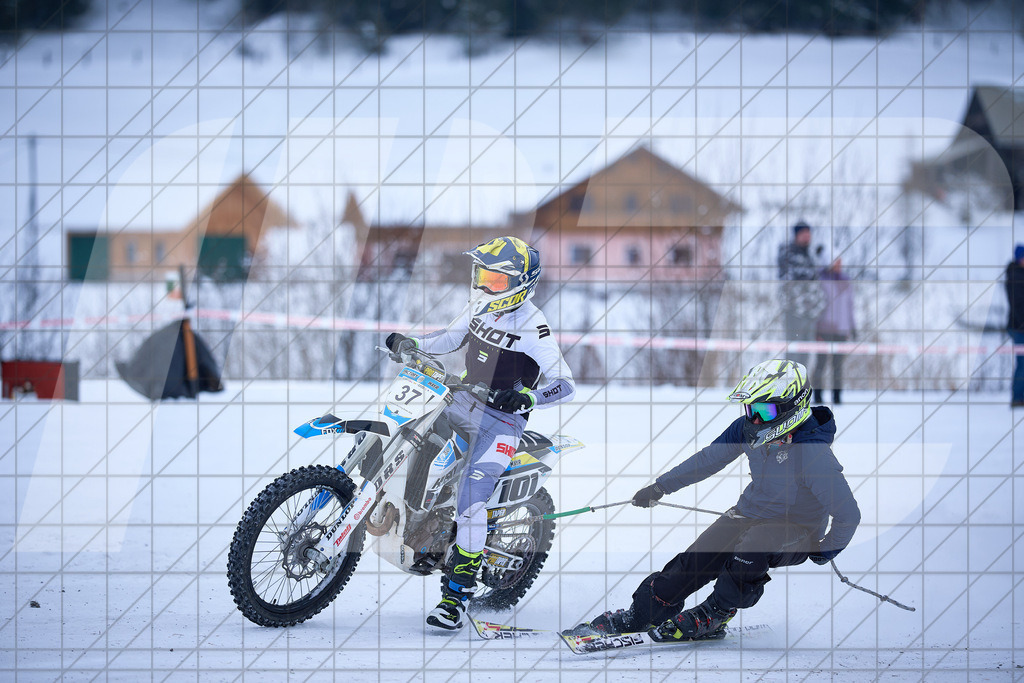 11. Holzknecht Skijöring | Skijöring am 24.01.2026: 11. Holzknecht Skijöring in Gosau am Dachstein, Oberösterreich, ÖsterreichFoto: © 2026 Martin Bihounek | mb-creative.eu