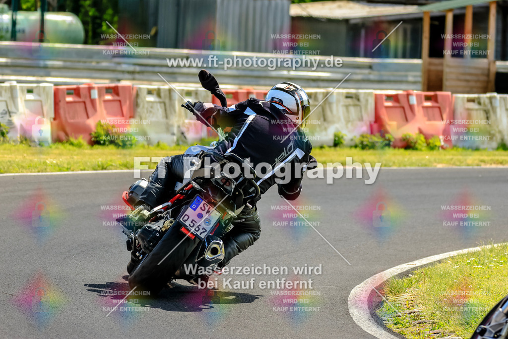 _OTO2442 | Hier findet Ihr Bilder von Touristenfahrten auf der Nürburgring Nordschleife oder von anderen Veranstaltungen die ich besucht habe. Viel Spass beim Durch Schauen 