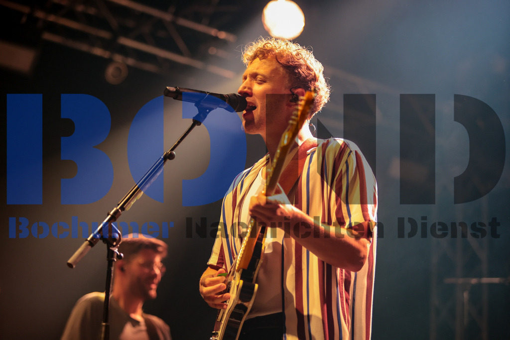Zeltfestival Ruhr 2024 - Joris  {date} -  | {headline}(Foto: Sebastian Sendlak / BOND) - Realisiert mit Pictrs.com