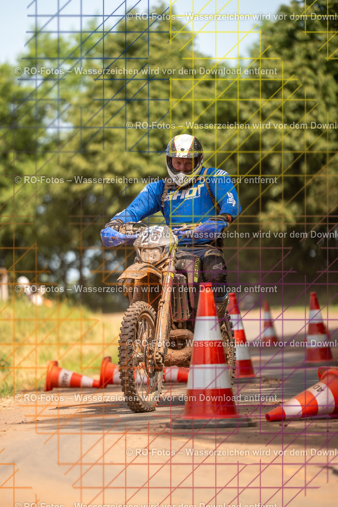 Wolfshausen 4 Lauf -1697 | Sportfotografie von RO-Fotos: Motorsport, Motocross, Enduro, Laufveranstaltungen und Triathlon. Professionelle Fotos von Sportlern und Events. - Realisiert mit Pictrs.com