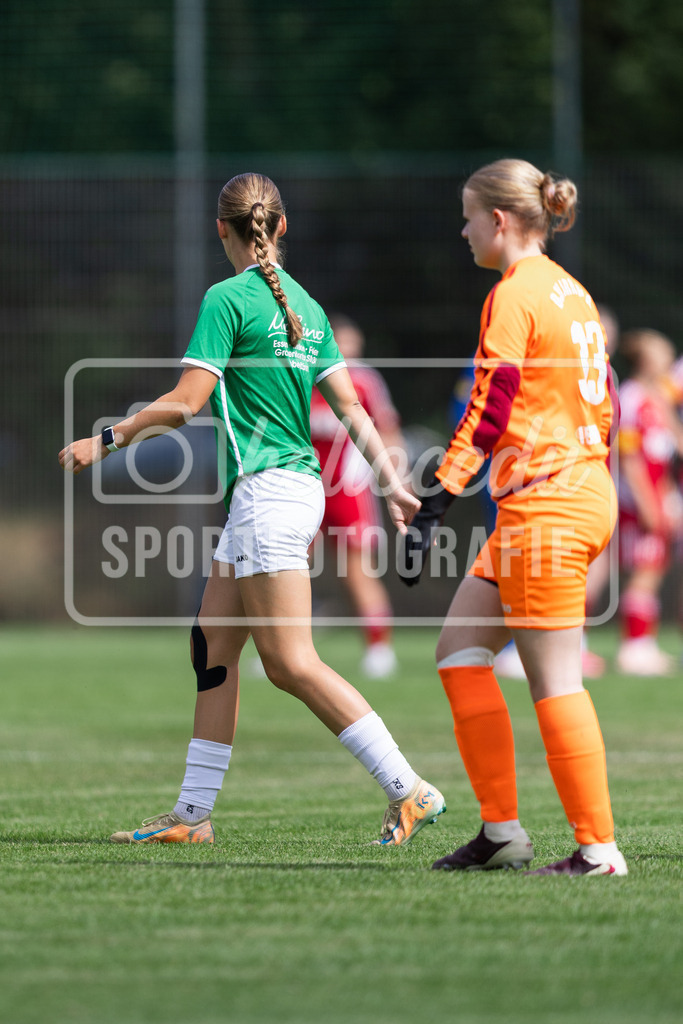 Fußball I Frauen I Testspiel I SpVg Aurich - DJK Arminia Ibbenbüren I 15315 | realhellocedii - Realisiert mit Pictrs.com