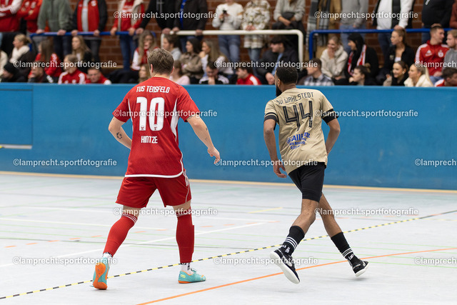 Fußball I Herren I Saison 2025-2026 I Solarstrom-Cup I Vorrunde I 03.01.2026.231 | TuS Tensfeld - SV WahlstedtTuS Tensfeld - SV Wahlstedt - Realisiert mit Pictrs.com