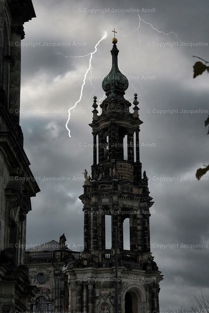 kalender21 | Fotografie Photography Dresden Photoshooting  Fotoshooting Fotografin Dresdencity Bilder  Foto Dresdenvideos Kalender Postkarten Bilderdownload Portrait Hochzeitsfotografie Familienfotos Bewerbungsbilder Studiofotografie Fotograf Dresdenbilder Business - Realisiert mit Pictrs.com