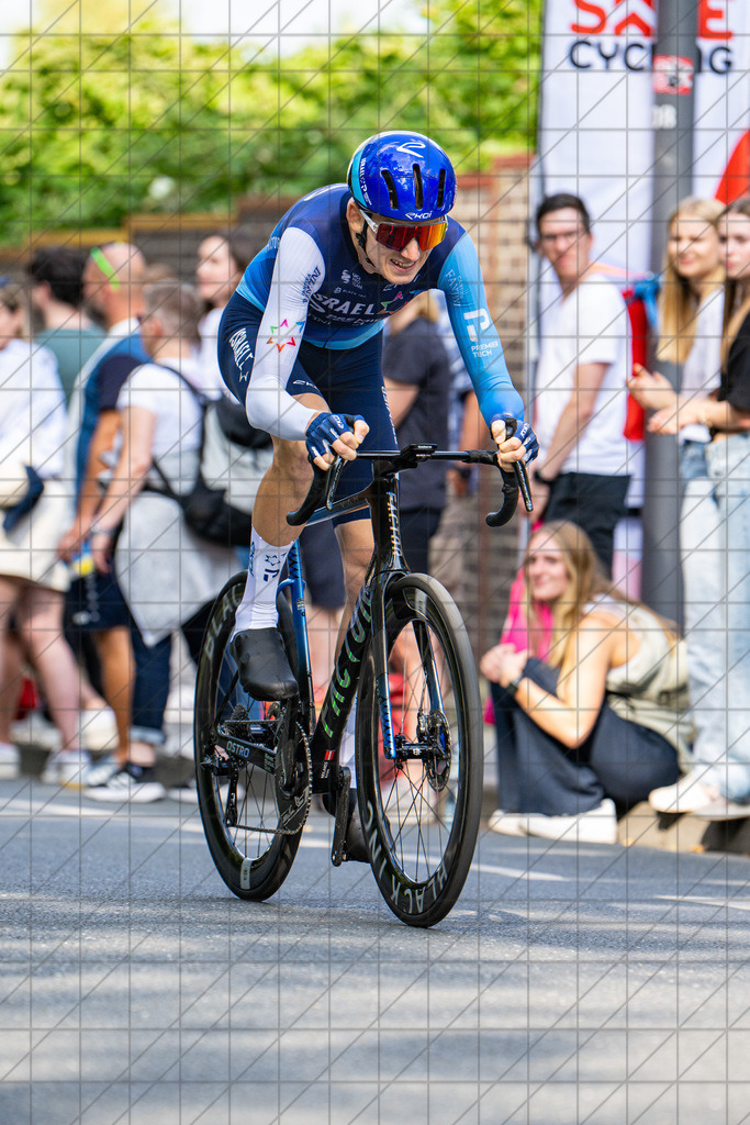 DeutschlandTour 2025 | Prolog  | NEILANDS Krists (Israel Premier Tech) //  20.08.25: DeutschlandTour 2025 | Prolog  / Essen / Deutschland  //   CREDIT:www.bullenfotos.de, Martin König, Hörner Weg 40, D-49078 Osnabrück, +4917663732967 // Nutzung und Weitergabe nur zu den vereinbarten Zwecken. Presseanfragen an Ersteller. Alle Rechte beim Ersteller. Honorierung nach MFM. - Realisiert mit Pictrs.com
