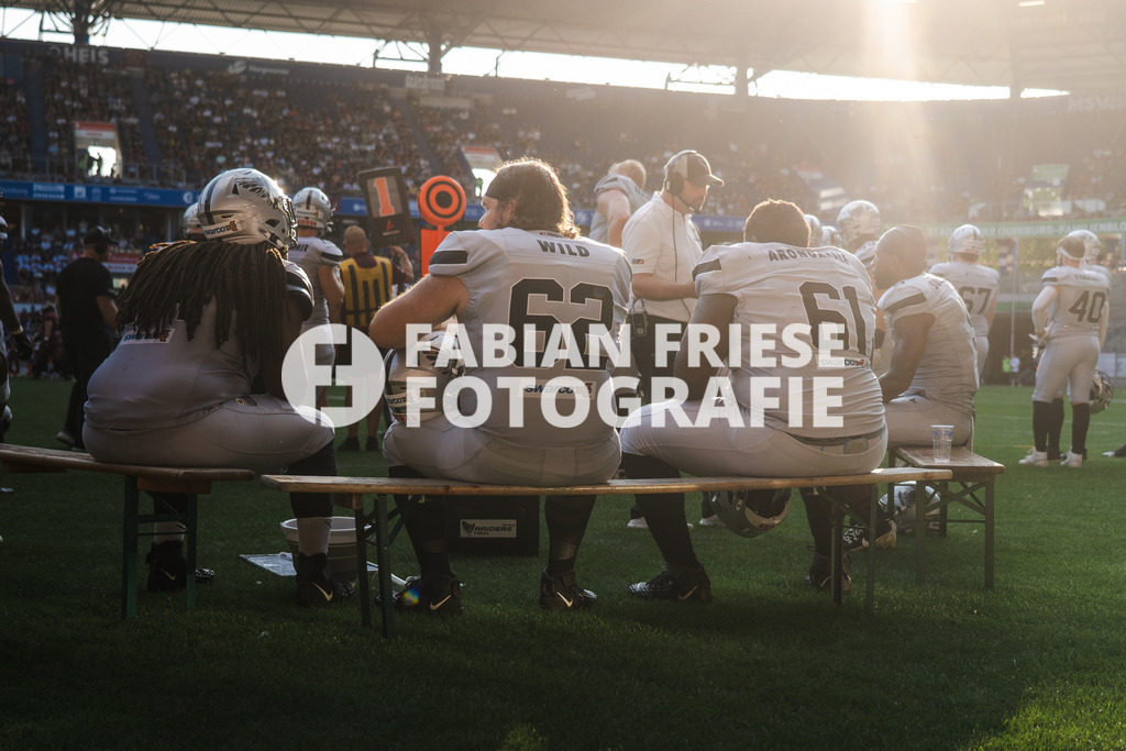 GER Rhein Fire vs. Raiders Tirol, Football, European League of Football, Spieltag 12, Saison 2025, 10.08.2025 | GER Rhein Fire vs. Raiders Tirol, Football, European League of Football, Spieltag 12, Saison 2025, 10.08.2025Foto: Fabian Friese - Realisiert mit Pictrs.com