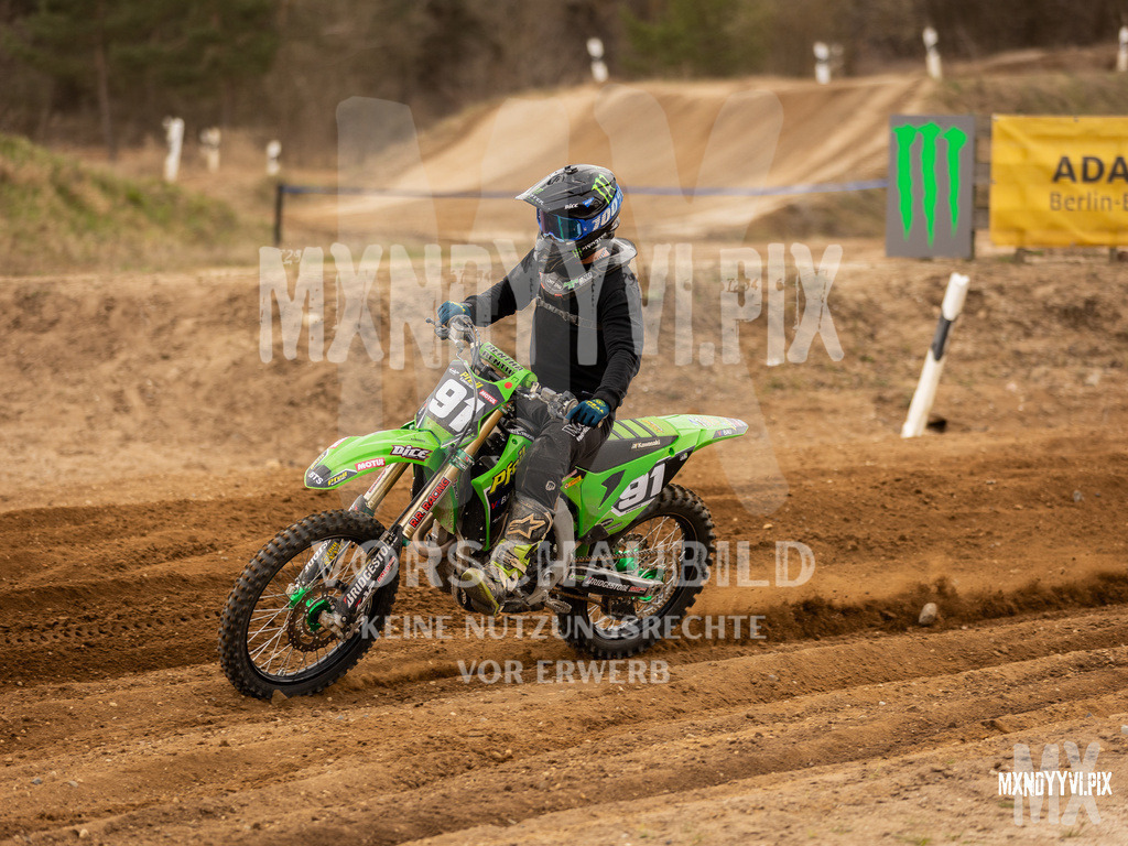 866A1114 | mxndyyvipix