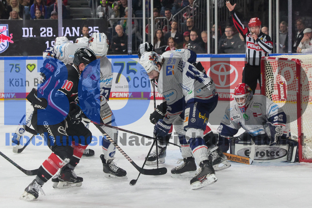 SES_KOLISE20250119-27 | bond - Realisiert mit Pictrs.com