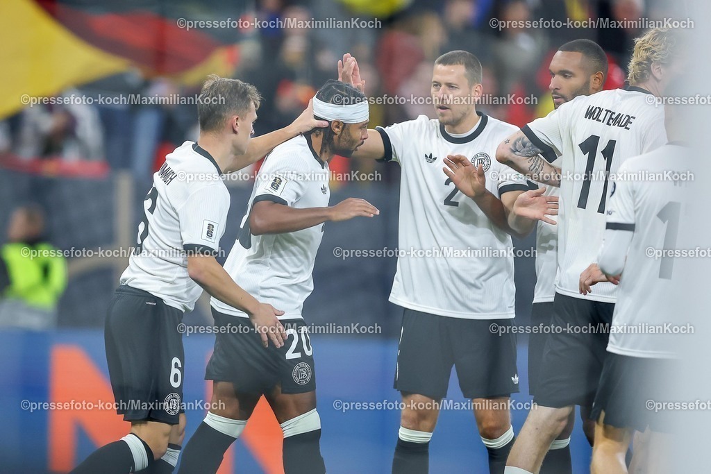 DFB10102501112 | 10.10.2025, Fußball, Länderspiel, Deutschland - Luxemburg, UEFA WM-Qualifikation, 2025/2026, Gruppe A, PreZero Arena in Sinsheim: Torjubel nach dem Tor zum 3:0 durch Torschütze Serge Gnabry (GER #20)  zusammen mit  Joshua Kimmich (GER #06) DFB regulations prohibit any use of photographs as image sequences and or quasi-video.