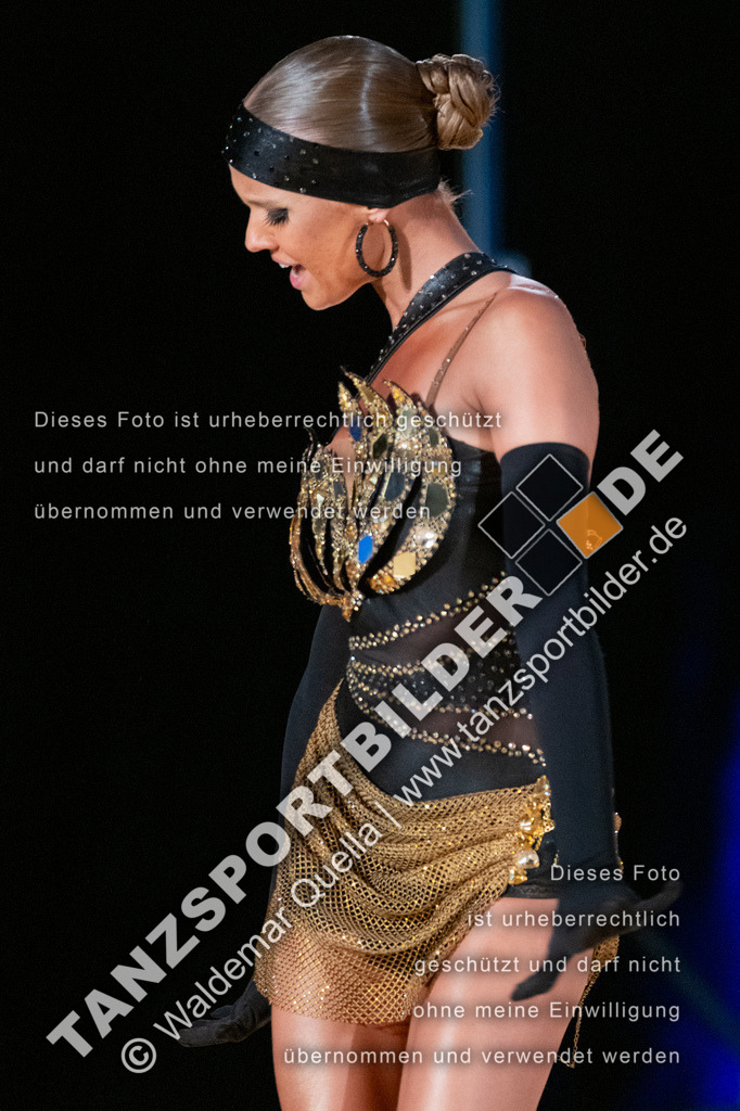 20250504-01510 | Hier finden Sie Tanz Bilder vom Latein und Standard Formationen tanzen. Sportbilder vom Tanzsport. Schöne Fotos und von Weltmeisterschaft, Europameisterschaft, Bundesliga, Regionalliga, Oberliga und Landesliga sowie von GOC Stuttgart, DanceComp, WM Bremen