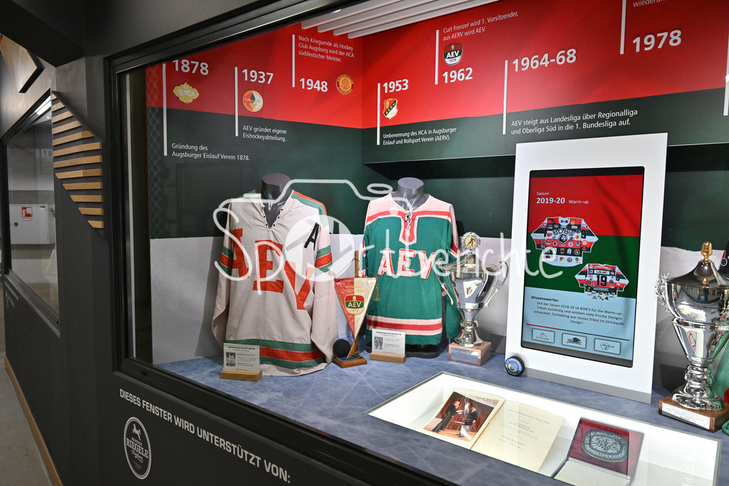 Augsburger Panther - Schwenninger Wild Wings | Wall Of Fame / DEL: Augsburger Panther - Schwenninger Wild Wings, Curt Frenzel Stadion am 24.01.2025