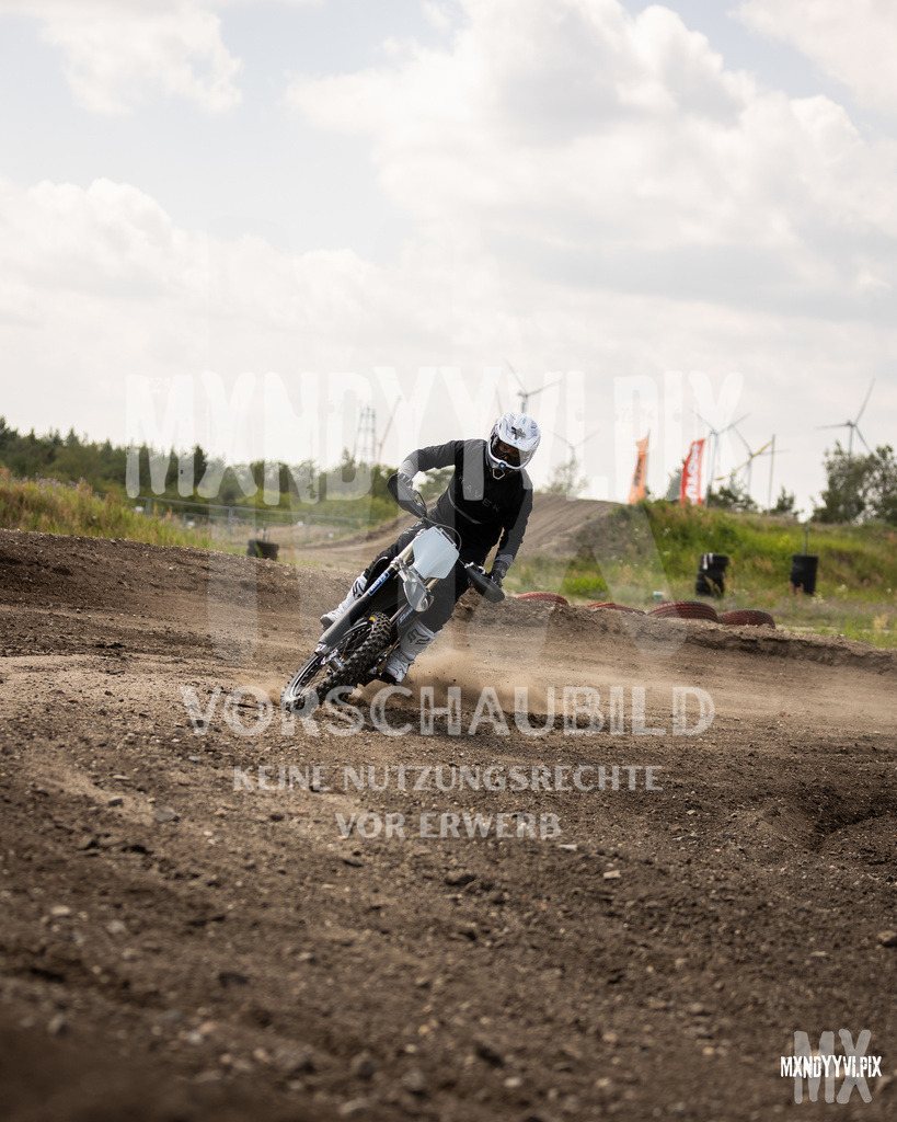 866A1907 | mxndyyvipix