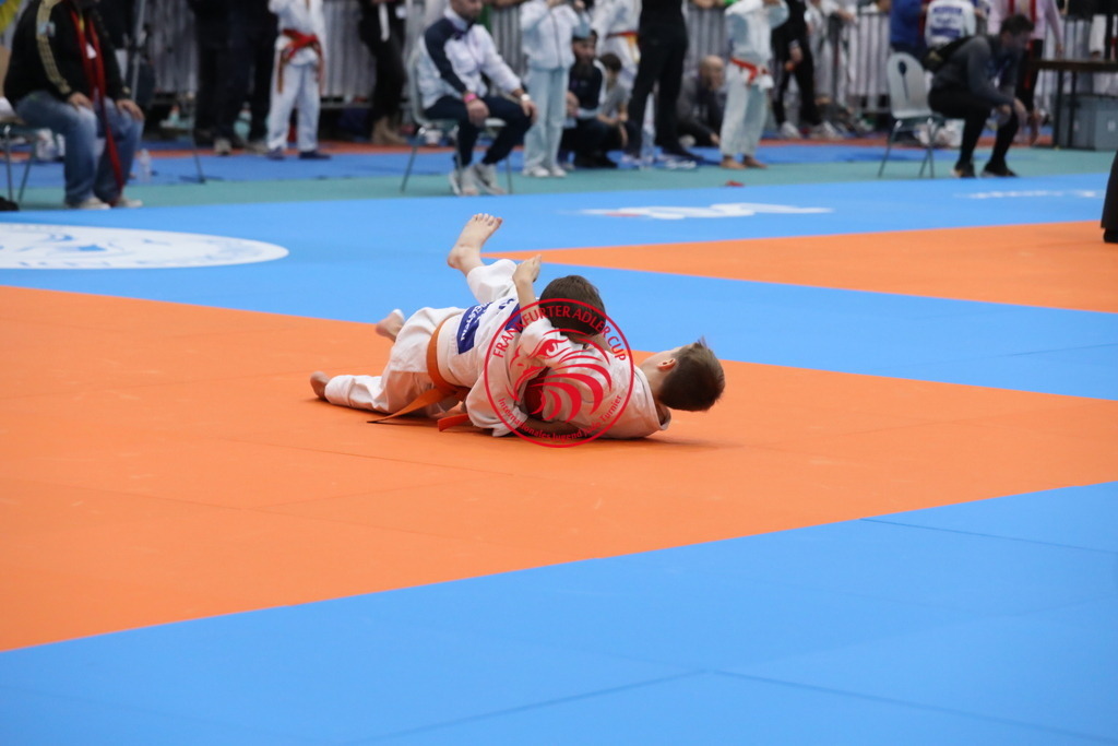 1J7A3135 | Fotos vom Adler Cup - Pictures from Adler Cup

Hier findet Ihr alle Eindrücke und großen Momente der Adler Cup Wochenenden. Here you will find all impressions and great moments of the Adler Cup weekends. - Realisiert mit Pictrs.com