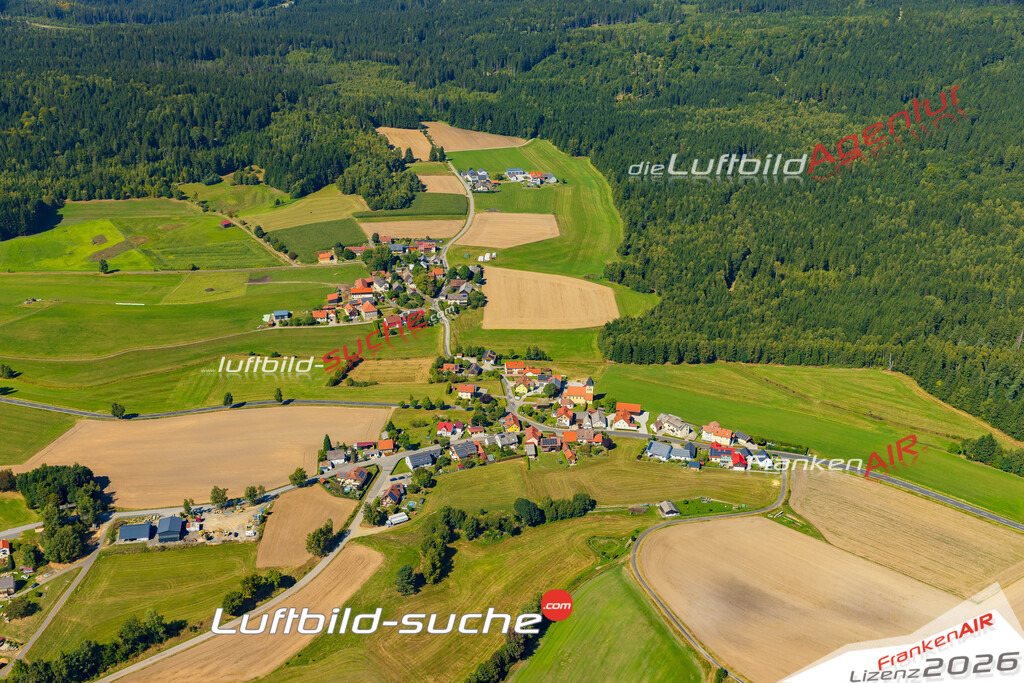 Waldkirch Georgenberg Bild- Das Luftbild wurde 2025 vom UL-Flugzeug heraus erstellt ( keine Drohne ) - Hochauflösende Luftaufnahme -Nicht vergleichbar mit Google Maps oder Satelittenbilder- Die Geschenkidee !Mit Lizenz und Bildrechte bestellbar
