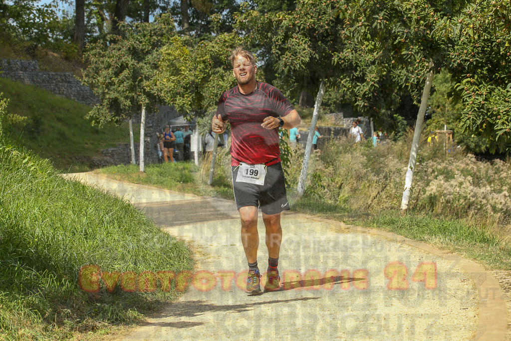 250824_1308_EX1_1509 | Sportfotografie im Rhein-Sieg Kreis, Köln, Bonn, NRW, Rheinland Pfalz, Hessen, etc. Unser Tätigkeitsfeld umfasst den Laufsport vom Volkslauf über den Marathon, Duathlon, Triathon bis zum Ultralauf wie Kölnpfad Ultra oder Schindertrail.