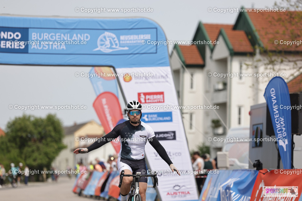VJ__9000 | Neusiedlersee Radmarathon #neusiedlerseeradmarathon #neusiedlersee #nrm26 #yourpictrs #sportshot_your_pictrs