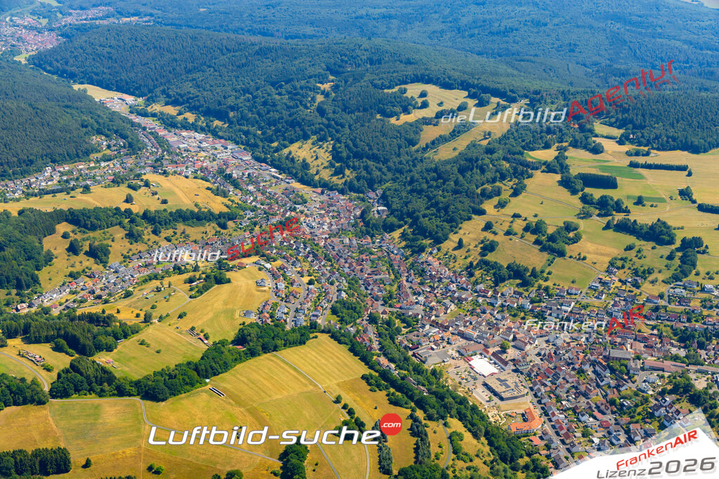 Das Luftbild zeigt :  Frammersbach - Die Luftaufnahme wurde 2023 vom UL-Flugzeug aus erstellt ( keine Drohne ) - Hochauflösende Luftaufnahme - Für grossformatige Ausdrucke geeignet. Die Geschenkidee !Mit Lizenz und Bildrechte bestellbar