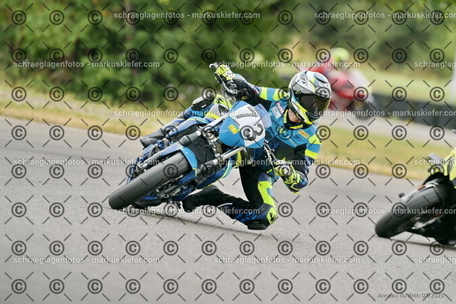 25bt05-0259 | markuskiefer.com - Realisiert mit Pictrs.com