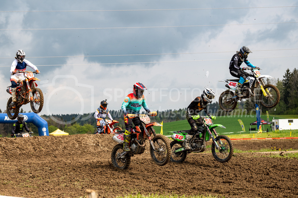 Motocross Schlatt bei Winterthur - 30. April 2022 | Motocross Schlatt bei Winterthur
MC Wila, Schlatt bei Winterthur
Bild: Sportfotografie Markus Aeschimann | www.markus-aeschimann.ch - Realisiert mit Pictrs.com