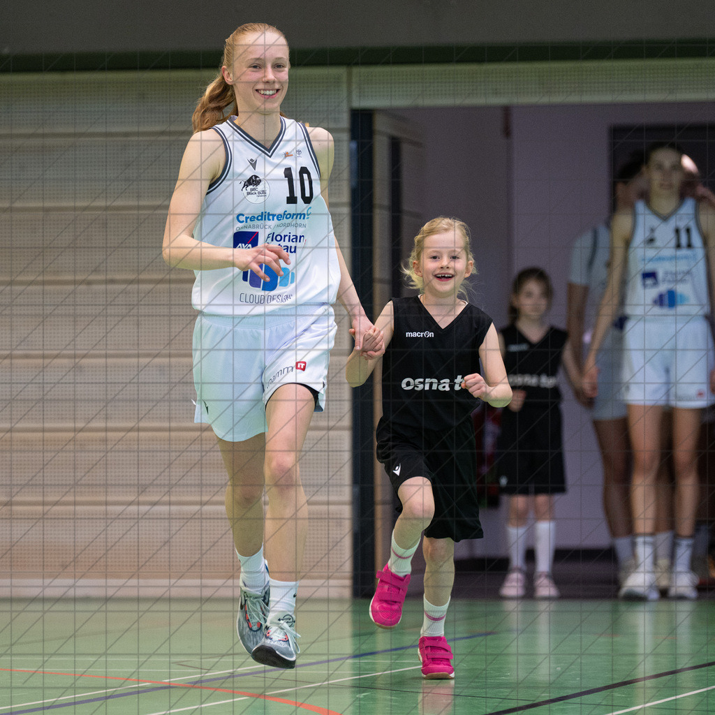 2. DBBL PlayOff 24/25 | 06.04.2025 | BBC OS vs. Dillingen Diamonds | 1/8-Finale, 1. Spiel | 2. DBBL PlayOff 24/25 | 06.04.2025 | BBC OS vs. Dillingen Diamonds | 1/8-Finale, 1. Spiel  - - - - - CREDIT, www.bullenfotos.de, Martin König, Hörner Weg 40, D-49078 Osnabrück, +4917663732967, Nutzung und Weitergabe nur zu den vereinbarten Zwecken. Presseanfragen an Urheber. Alle Rechte beim Urheber. - - - - - - Realisiert mit Pictrs.com
