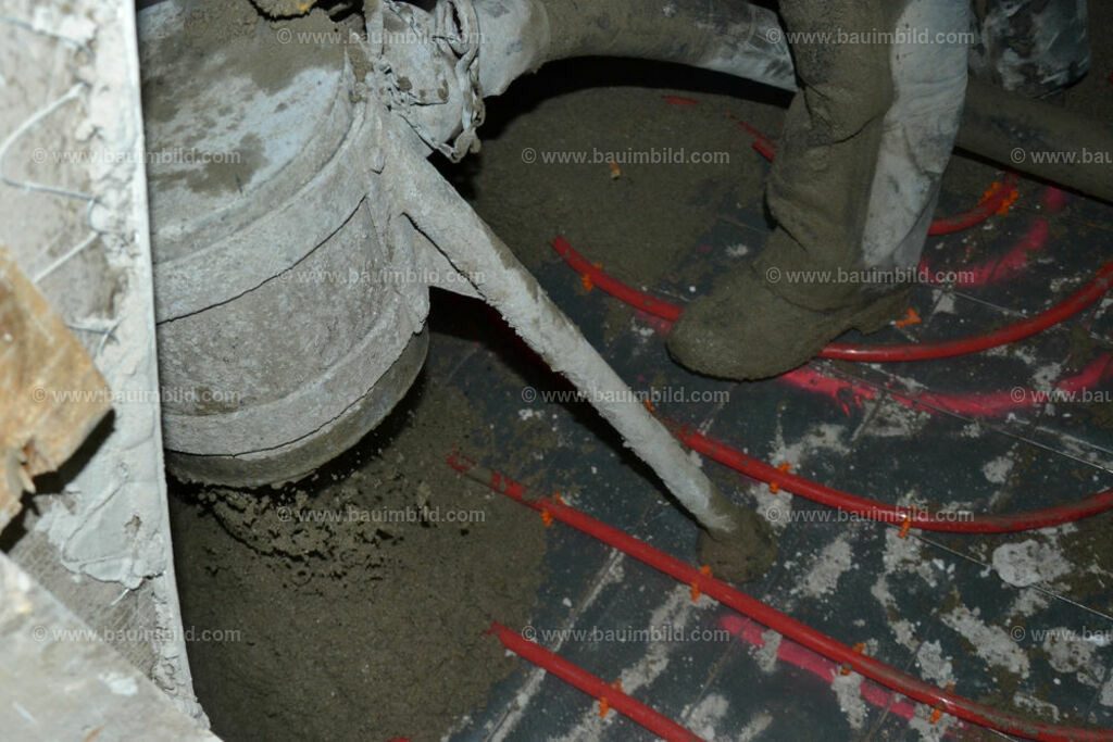 bib-lg19-fussbodenaufbau-0185 | Nach LV-Leistungsgruppen sortierte Detailfotos über den Bau eines Hauses. Alle Hausbau-Bilder direkt vom Urheber und Autor der Website Haus-Selber-Bauen.com