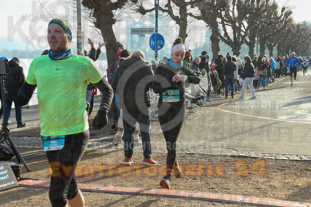 241231_1202_EX1_3561 | Sportfotografie im Rhein-Sieg Kreis, Köln, Bonn, NRW, Rheinland Pfalz, Hessen, etc. Unser Tätigkeitsfeld umfasst den Laufsport vom Volkslauf über den Marathon, Duathlon, Triathon bis zum Ultralauf wie Kölnpfad Ultra oder Schindertrail.
