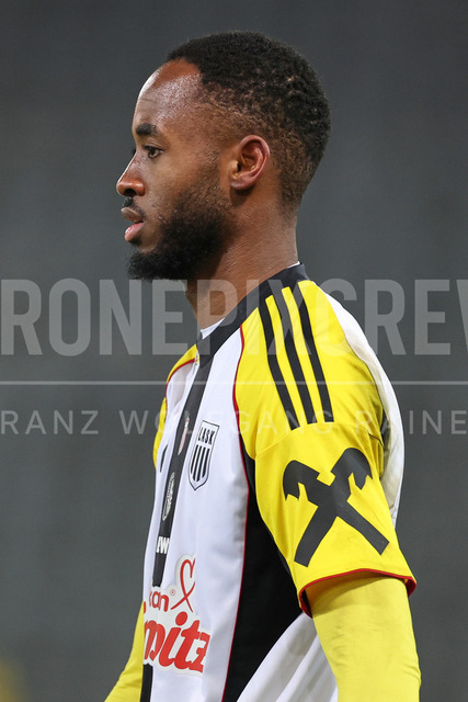 Austrian Bundesliga: Grazer AK 1902 vs LASK | GRAZ, AUSTRIA, 13.DEC.25 - SOCCER - ADMIRAL Bundesliga, Grazer AK 1902 vs LASK. The image shows Melayro Bogarde (Lask).