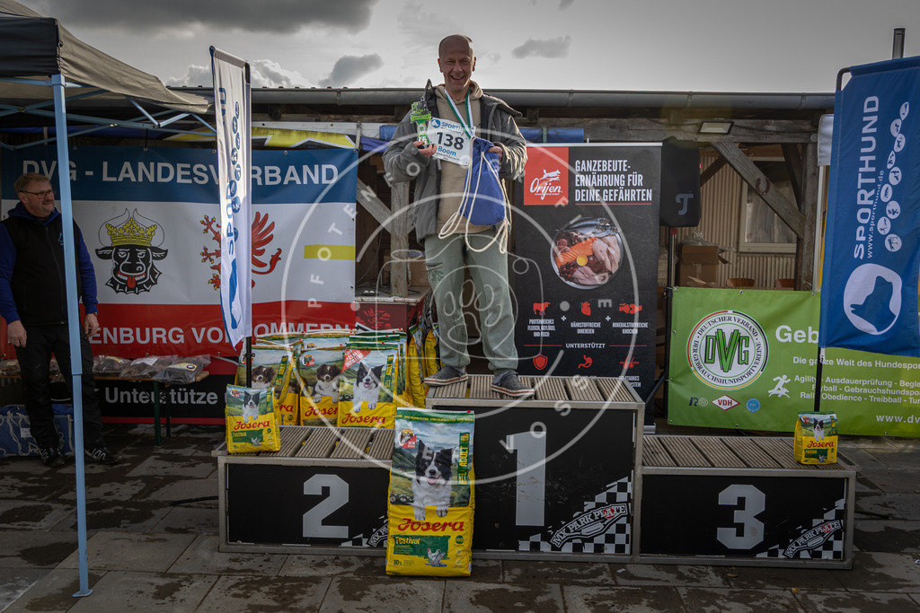 0L8A9244 | Hundefotografie, Tierfotograf, Pfotenfotografie, Fotoshooting Hund, Hunde Portrait, Hundesport, Hundeportraits, Heideshooting, Hunde, Sportfotograf, Hundefotograf, Turnierhundsport, THS,  - Realisiert mit Pictrs.com