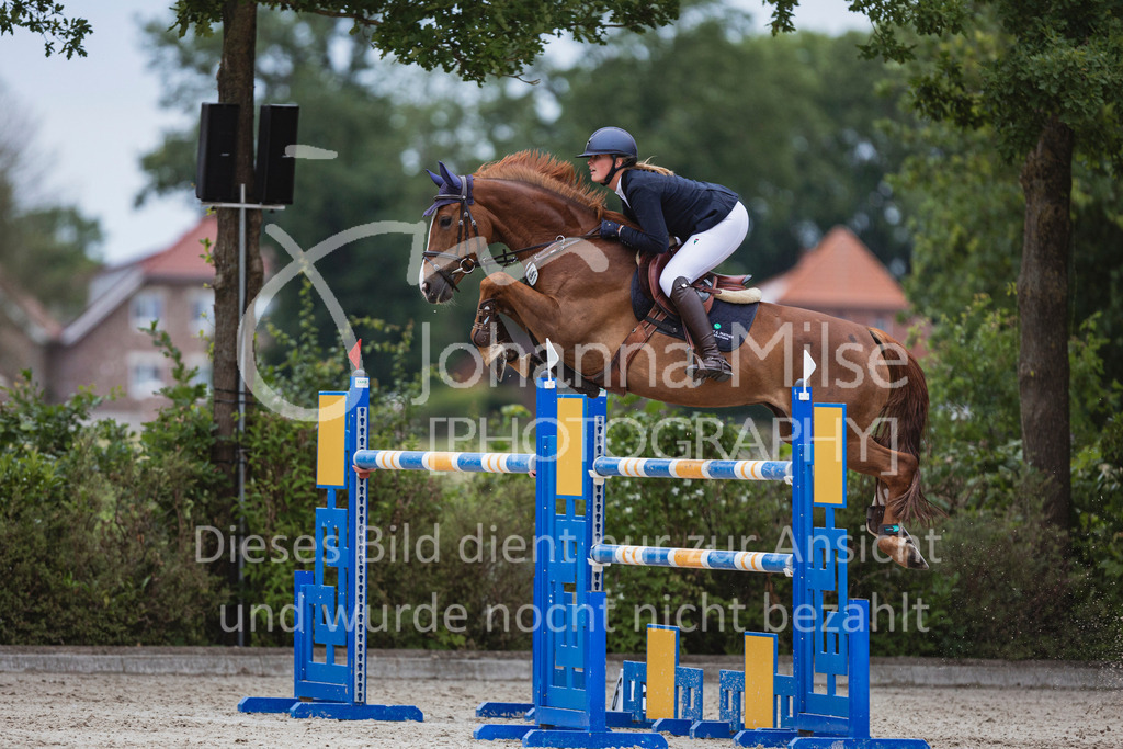240614_Lemwerder_S1-Springen-565 | Deine schönsten Turniermomente als professionelle Fotos! Entdecke hochwertige Pferdesport-Fotografie im Online-Shop. Jetzt Fotos finden & bestellen!
