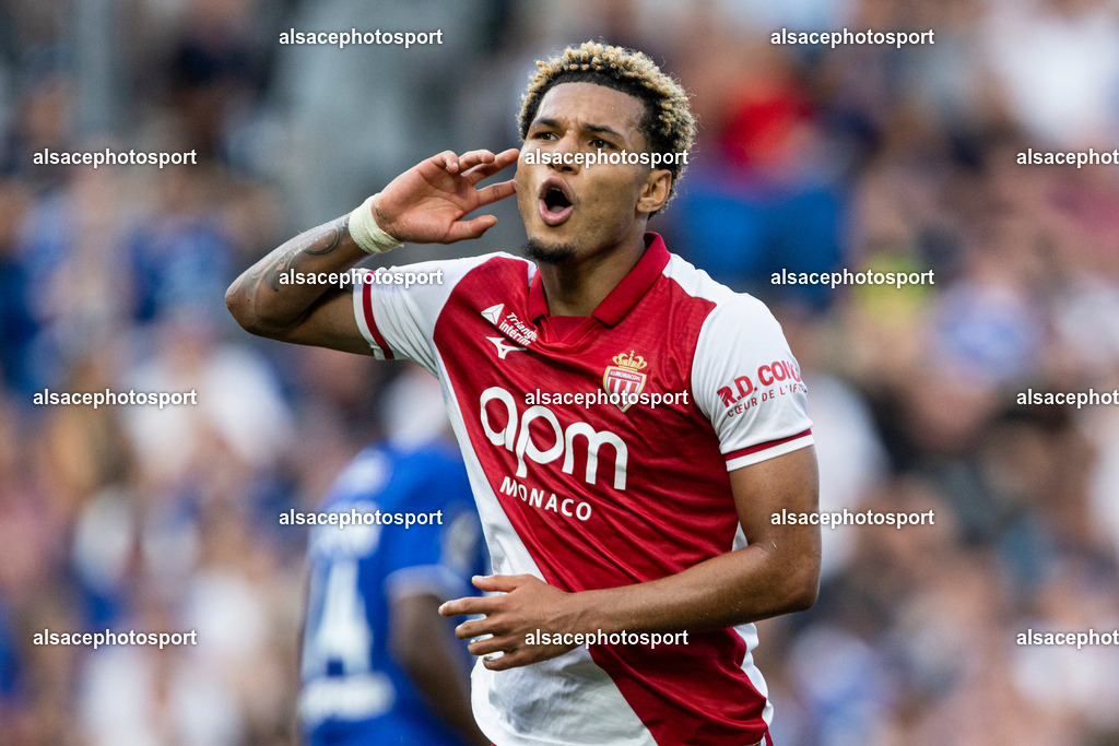 9L6A8309 | Joie des joueurs de l'equipe de As Monaco  apres le but de Paris Brunner #29 (AS Monaco) - Realisiert mit Pictrs.com