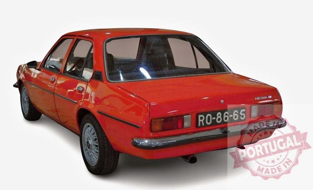 Red vintage Opel Ascona 16 sedan rear view | Red Opel Ascona 16 classic car showing rear view on white background - Realisiert mit Pictrs.com