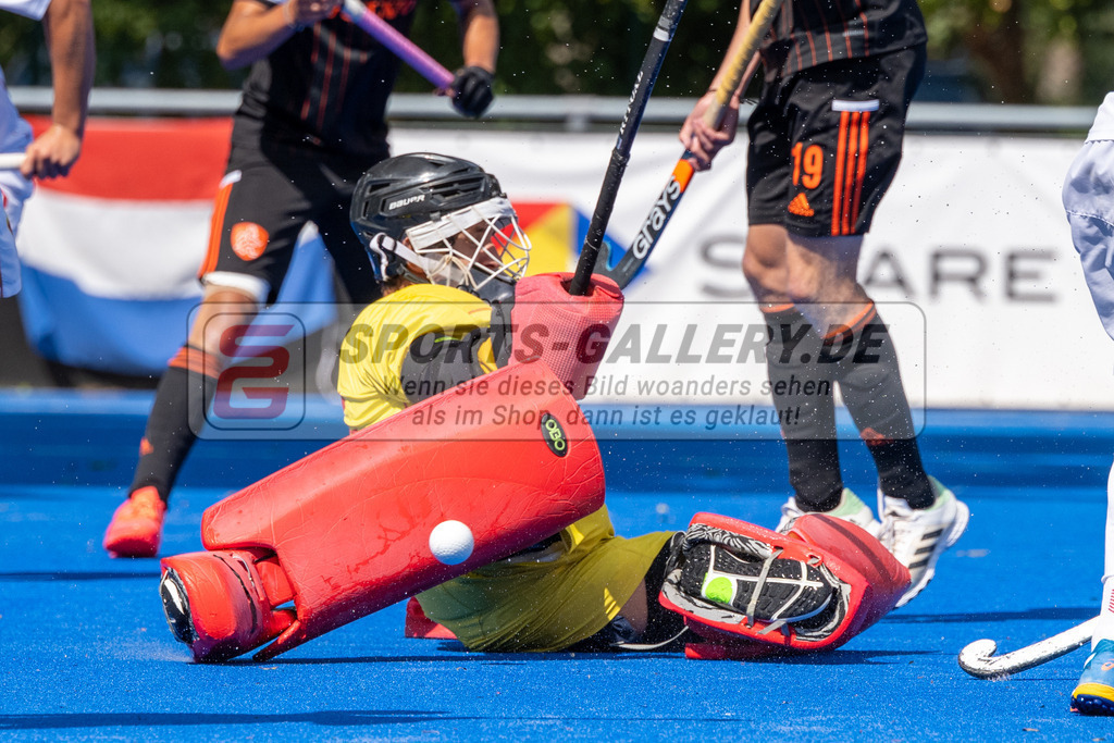 SFE_20230716_0217 | EuroHockey EM U18 Boys 3th 4th Netherlands vs Spain am 16.07.2023 in Krefeld (Gerd-Wellen-Hockeyanlage), Photo: Stephan Fehrmann 2023 (Sports-Gallery)