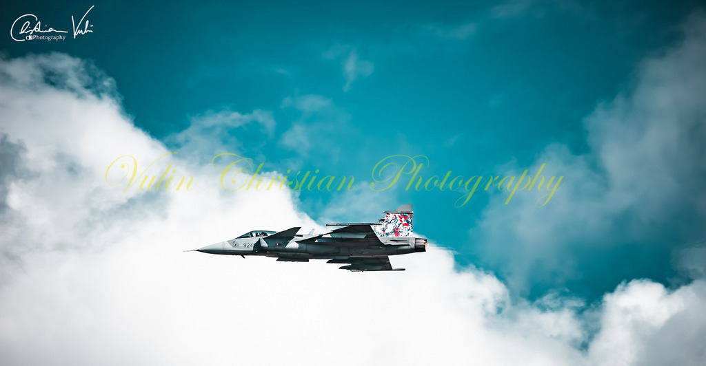 AP 6 | Christian Vulin  - Realisiert mit Pictrs.com