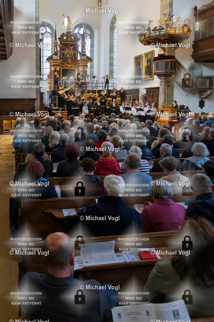 TAM25_K.11__Michael-Vogl_037_6368 | Tage Alter Musik Regensburg K.11 Dreieinigkeitskirche Ars Antiqua Austria (Österreich) St. Florianer Sängerknaben (Österreich) Splendor Austriae Höfischer Prunk in geistlichen Werken B.A. Aufschnaiter: Missa Laetemurine & H.I.F. Biber: Vesperae à 32 Franz Farnberger Einstudierung Gunar Letzbor Solovioline, Leitung Foto: Michael Vogl