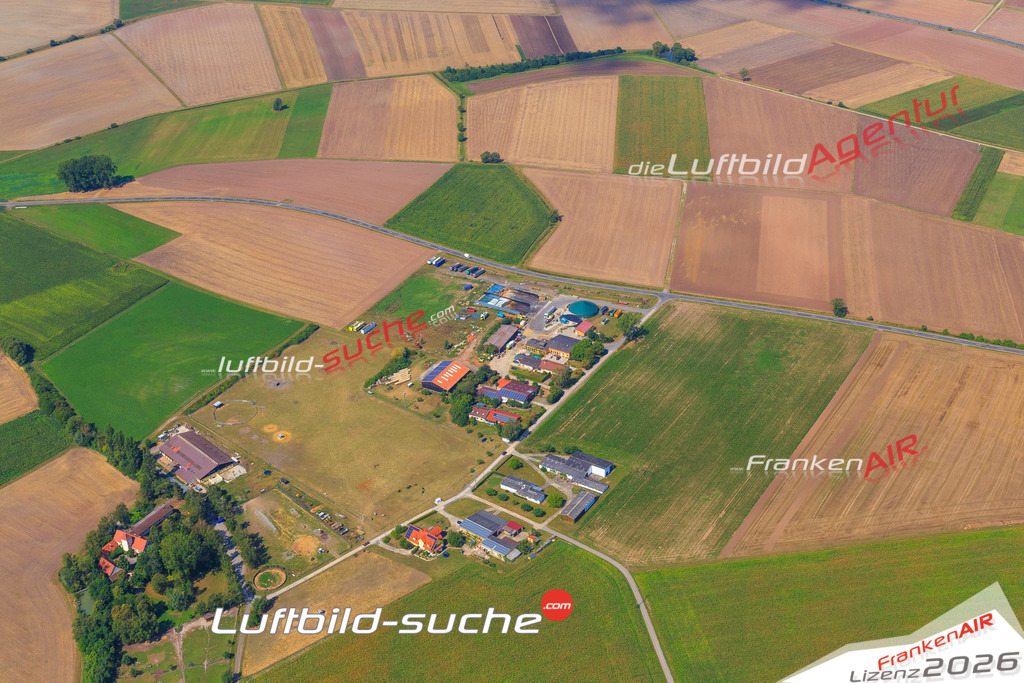 Luftbild von  Hofheim-in-unterfranken - Luftaufnahme wurde 2015 von https://frankenair.de mittels Flugzeug (keine Drohne) erstellt - die Geschenkidee