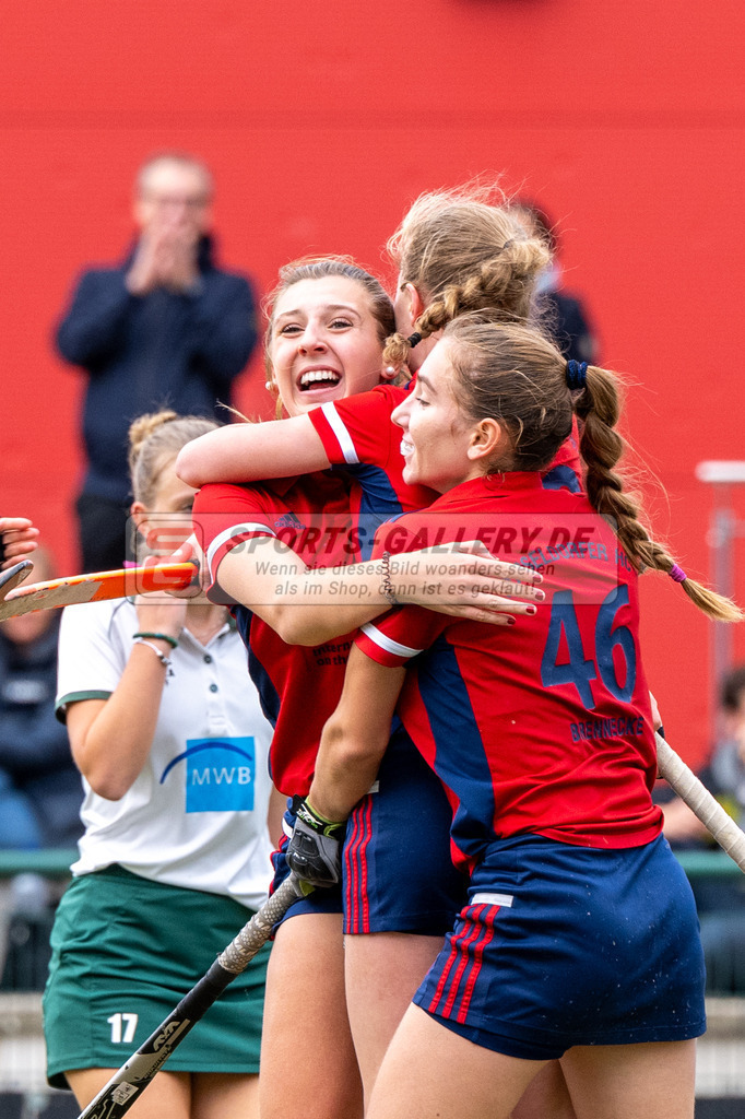 SFE_20231022_0121 | Deutsche Meisterschaft Weibliche U16 Finale Uhlenhorst Mülheim - Düsseldorfer HC am 22.10.2023 in Köln (Düsseldorfer Hockeyclub 1905 e.V.), Photo: Stephan Fehrmann 2023 (Sports-Gallery)