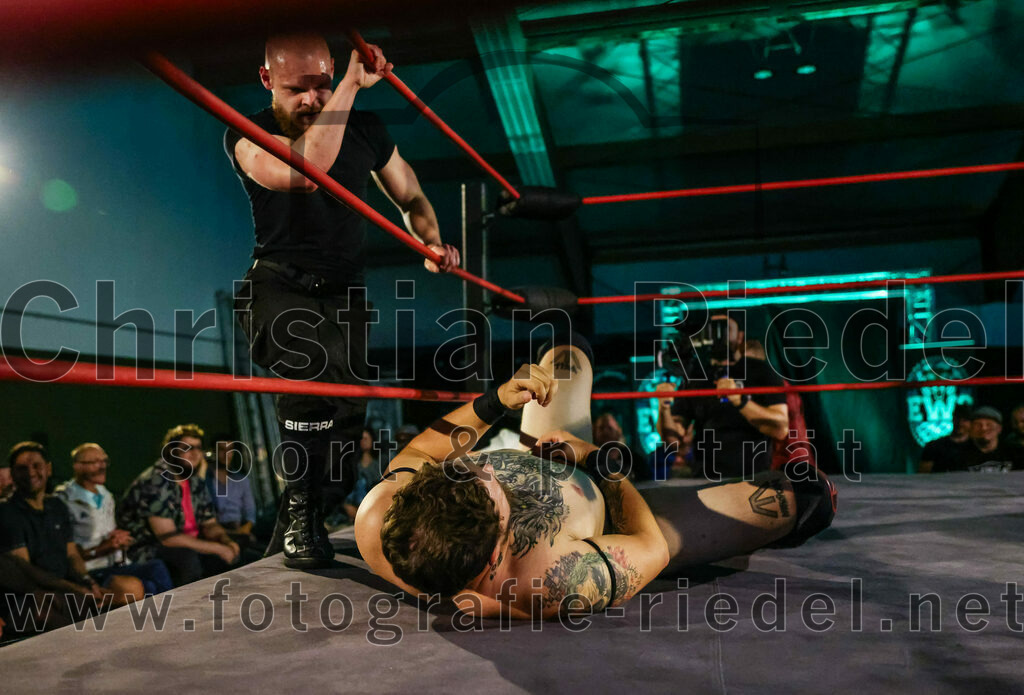 2023-08-12_141_EWS_Wrestling_ERDING | Erding, Deutschland, 12.08.2023:
Wrestling, Saison 2023, EWS Wrestling ERDING

Foto: Christian Riedel / fotografie-riedel.net