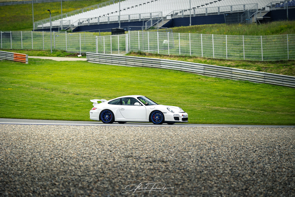 R6PZ1347 _Alexander Tschuncky | Entdecken Sie die faszinierende Welt von Alexander Tschuncky Arts: Kreative Fotografie, atemberaubende Automobilkunst und hochwertiger Bilderdruck. Lassen Sie sich inspirieren! - Realisiert mit Pictrs.com