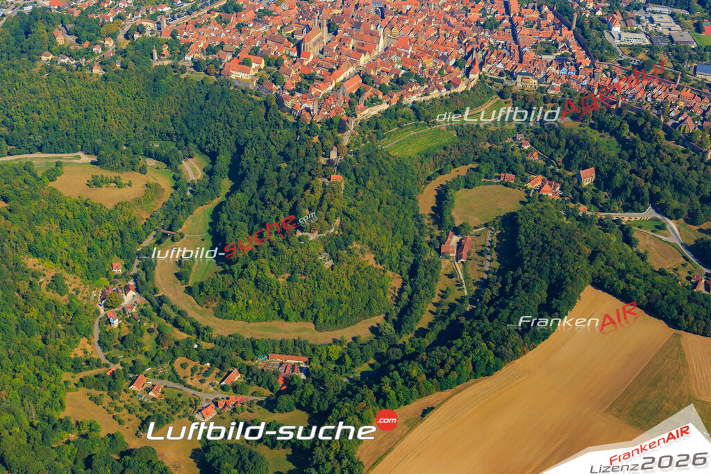 Luftbild von  Rothenburg-tauber - Luftaufnahme wurde 2016 von https://frankenair.de mittels Flugzeug (keine Drohne) erstellt - die Geschenkidee