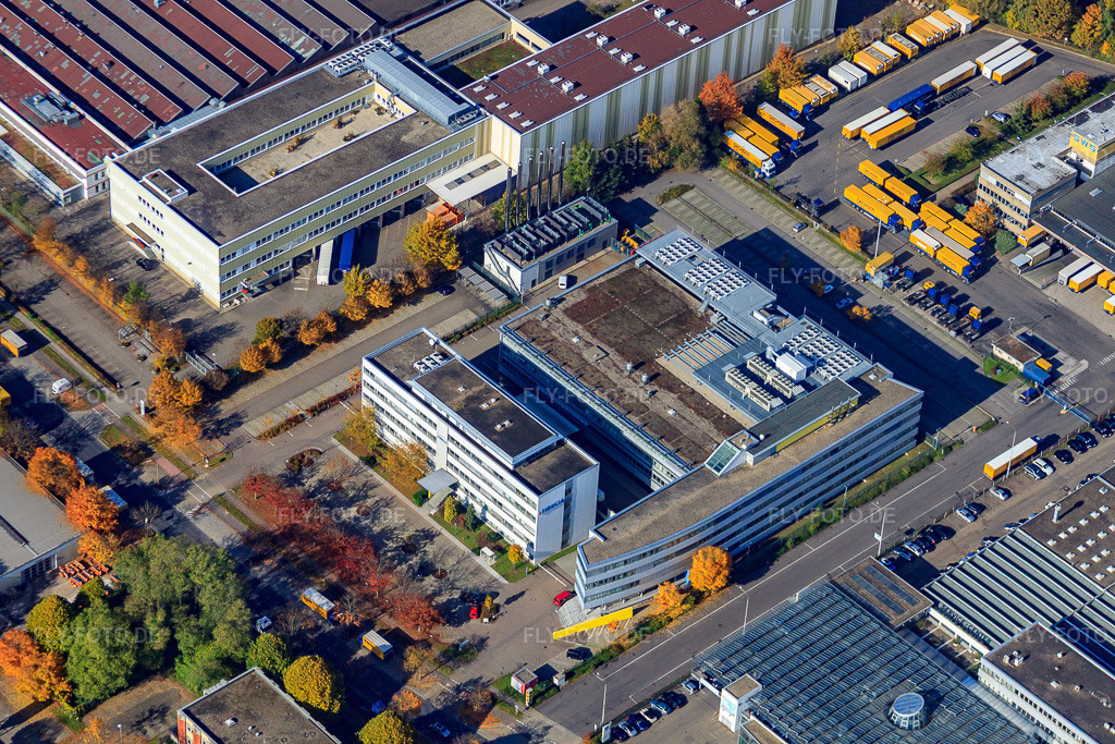 Luftbild: Atruvia AG und Ratiodata AG im Ortsteil Durlach in Karlsruhe im Bundesland Baden-Württemberg in Deutschland. Foto: IMG_35123.jpg vom 31.10.2010 durch Werner Riehm/FLY-FOTO.deATRUVIA.DE