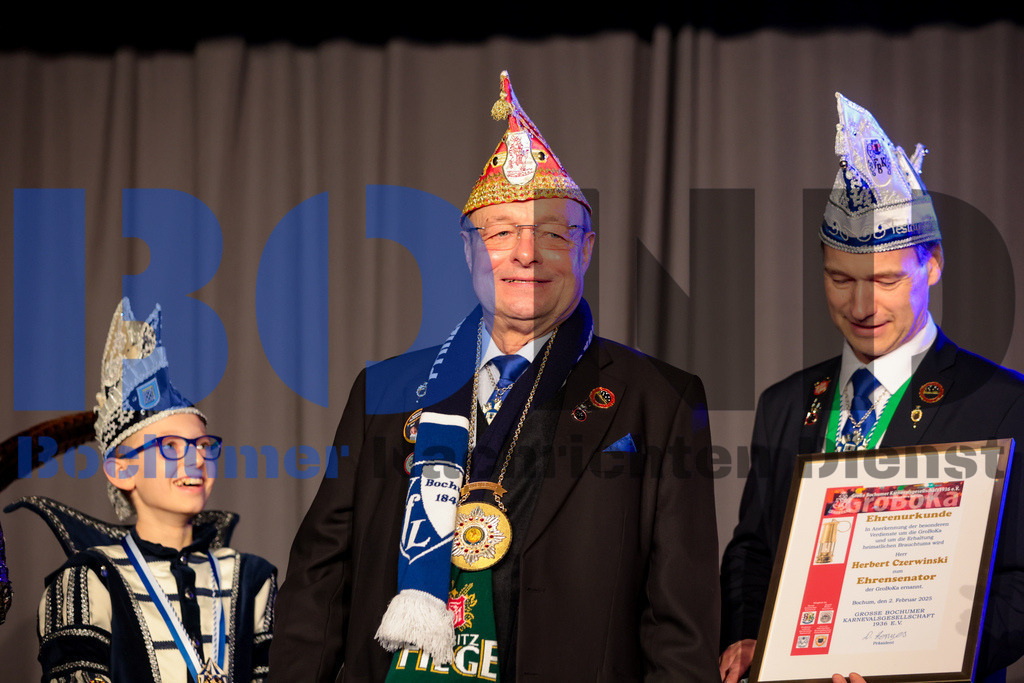 SES_GROKABO20250202-19 | bond - Realisiert mit Pictrs.com