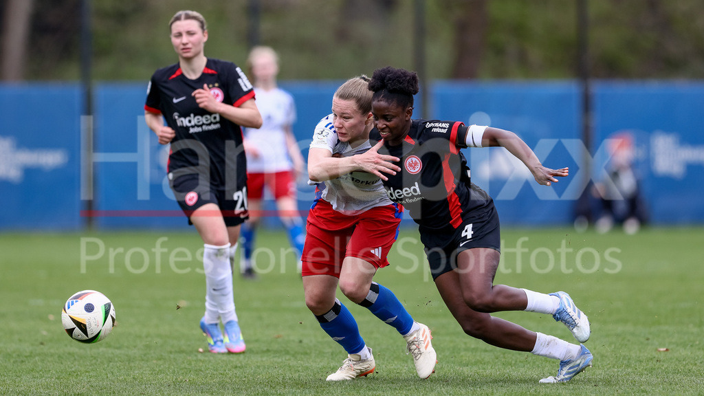 Fussball, 2. Frauen-Bundesliga, Hamburger SV - Eintracht Frankfurt II | v.li.: Christin Meyer (Hamburger SV, 16) und Emily Wallrabenstein (Eintracht Frankfurt II, 4) im Zweikampf, Duell, Dynamik, Aktion, Action, Spielszene, DIE DFB-RICHTLINIEN UNTERSAGEN JEGLICHE NUTZUNG VON FOTOS ALS SEQUENZBILDER UND/ODER VIDEOÄHNLICHE FOTOSTRECKEN. DFB REGULATIONS PROHIBIT ANY USE OF PHOTOGRAPHS AS IMAGE SEQUENCES AND/OR QUASI-VIDEO.