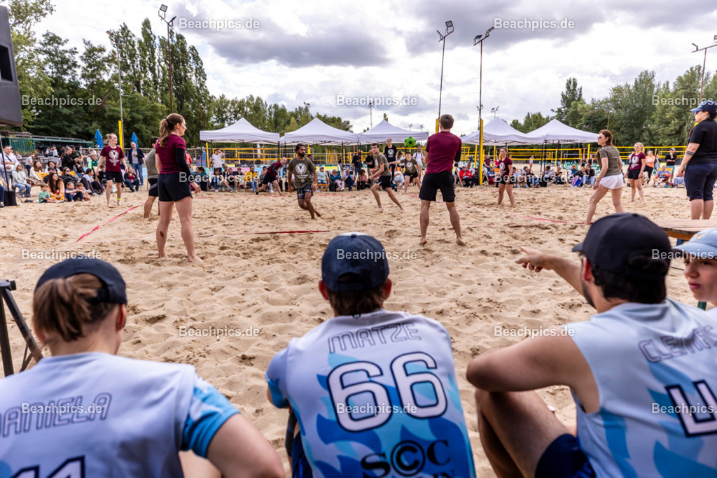 2025-200083763-Strandvölkerball-WM |  24.08.2025; Berlin Foto: Gerold Rebsch - www.beachpics.de